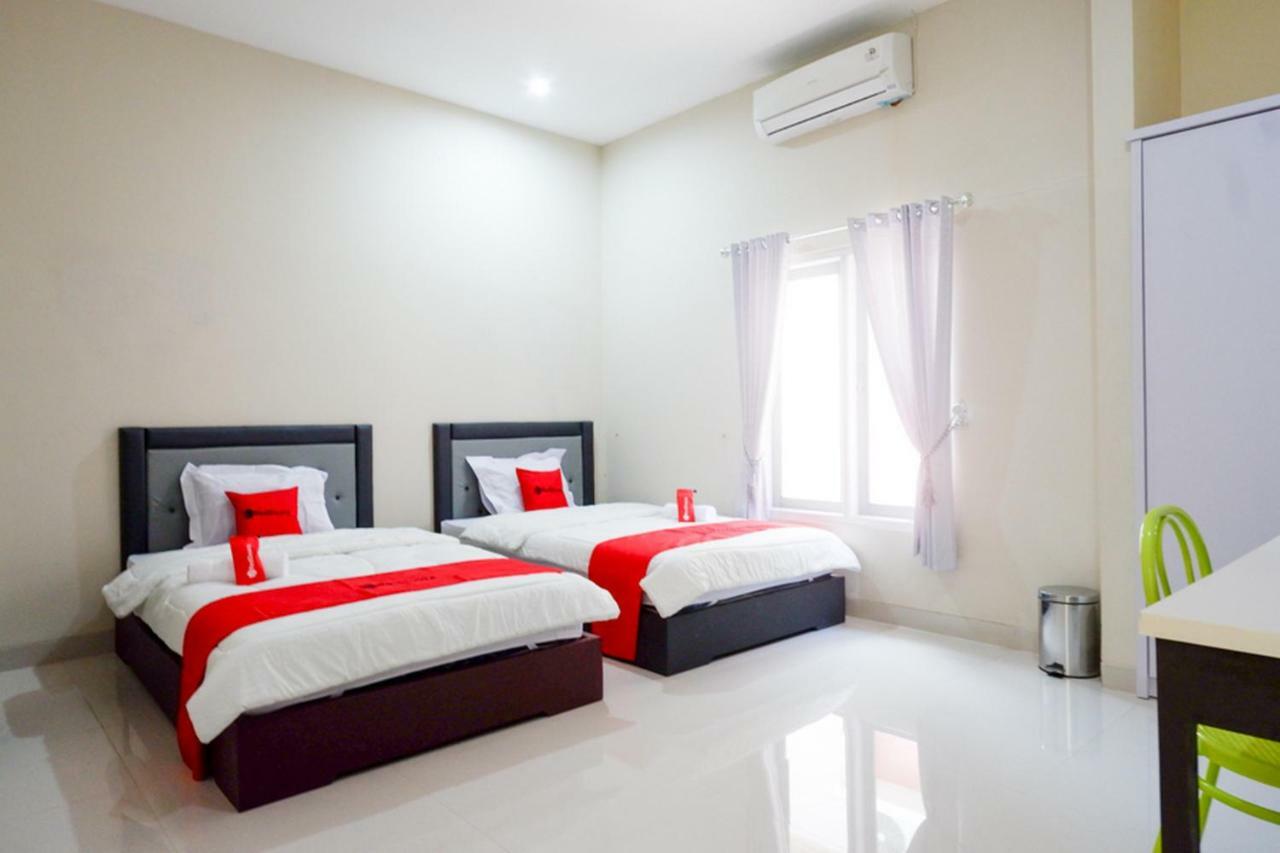 Reddoorz Syariah Near Rsud Margono Purwokerto Hotel Exterior photo